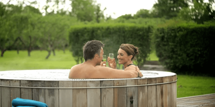 hot tub 1 2