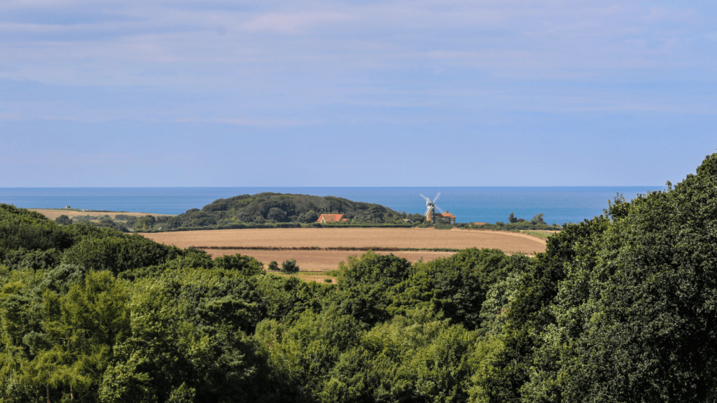 sheringham norfolk coast walk